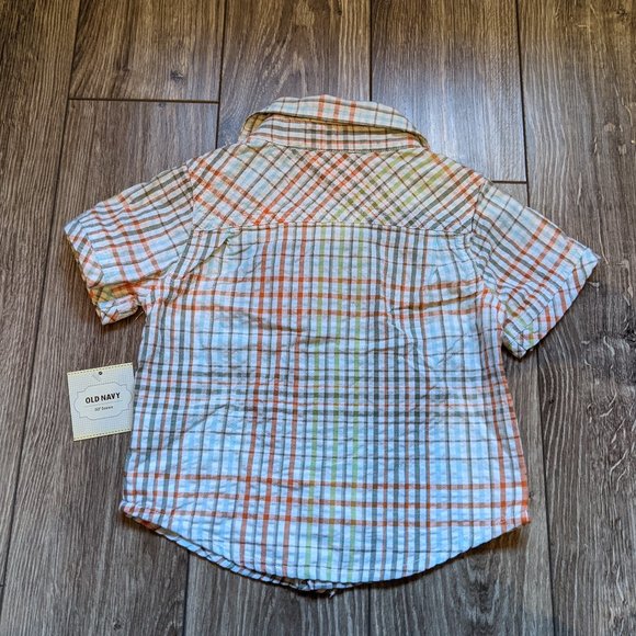 [KIDS 2/$30] NWT Baby Boy (6-12M) - OLD NAVY Seersucker Button-down - Picture 3 of 4